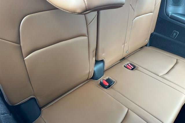 2023 Nissan Pathfinder Platinum FWD