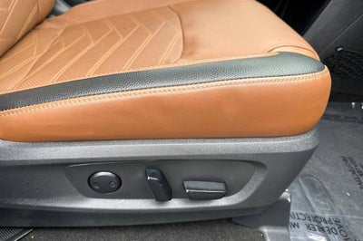 2023 Nissan Pathfinder Platinum FWD