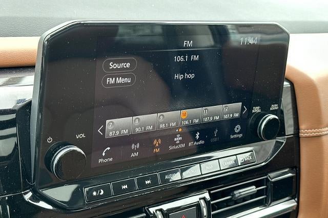 2023 Nissan Pathfinder Platinum FWD