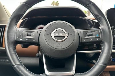 2023 Nissan Pathfinder Platinum FWD