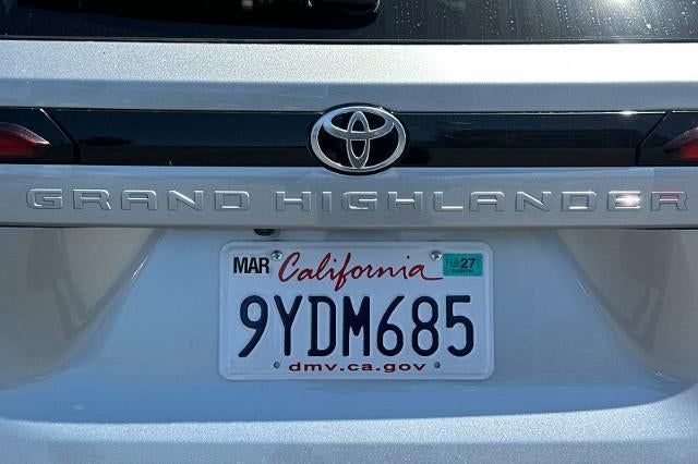 2025 Toyota Grand Highlander XLE