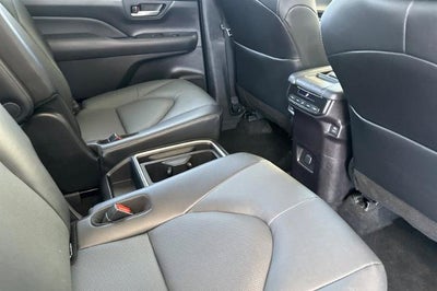 2025 Toyota Grand Highlander XLE