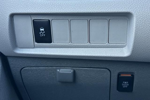 2015 Toyota Sienna LE AAS