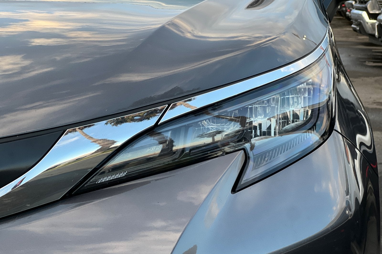 2025 Toyota Sienna LE