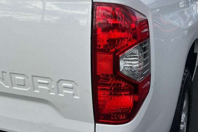 2018 Toyota Tundra SR5 5.7L V8