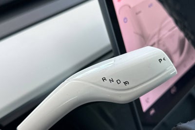 2021 Tesla Model 3 Standard Range Plus Rear-Wheel Drive