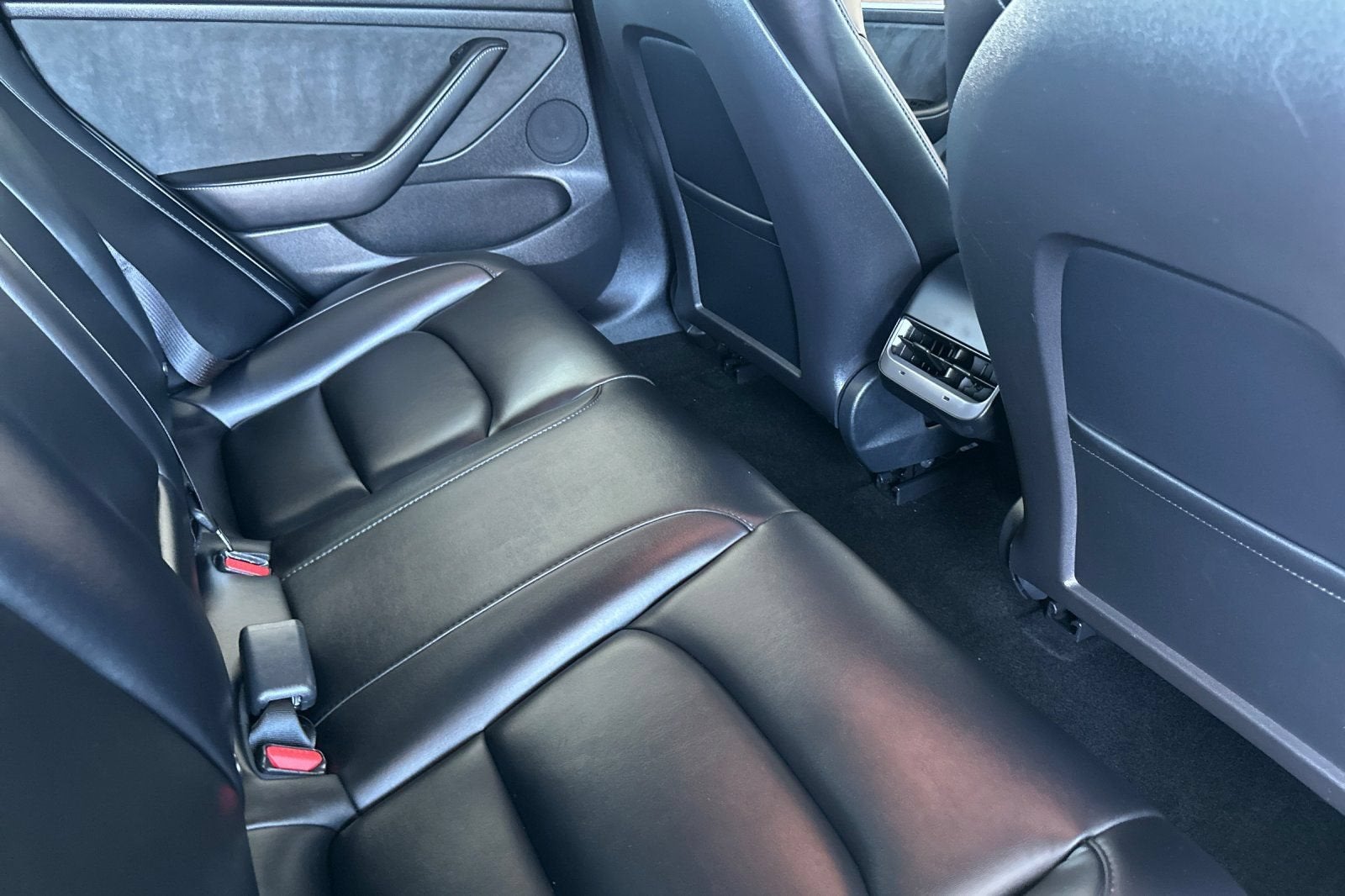 2022 Tesla Model 3 Base
