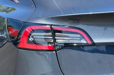 2019 Tesla Model 3 Mid Range