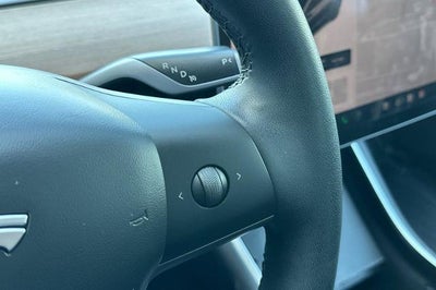 2019 Tesla Model 3 Mid Range
