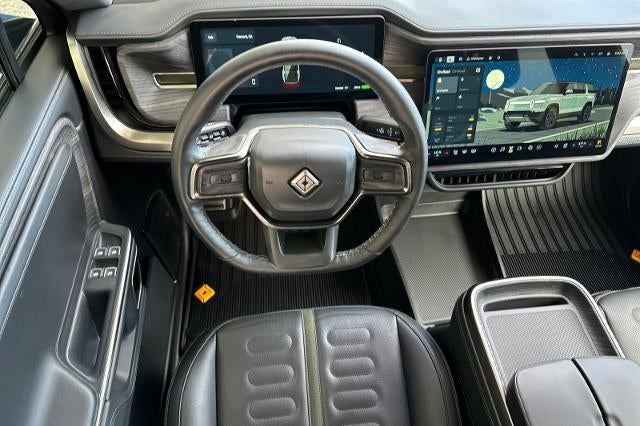 2023 RIVIAN R1S Adventure