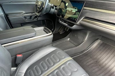 2023 RIVIAN R1S Adventure