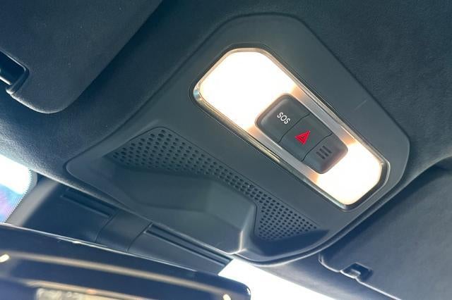 2023 RIVIAN R1S Adventure