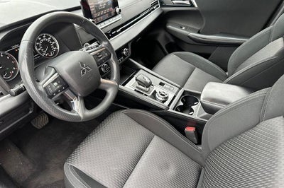 2022 Mitsubishi Outlander ES 2.5 2WD