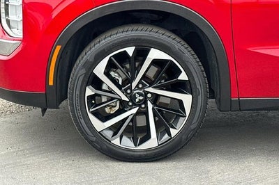 2022 Mitsubishi Outlander ES 2.5 2WD