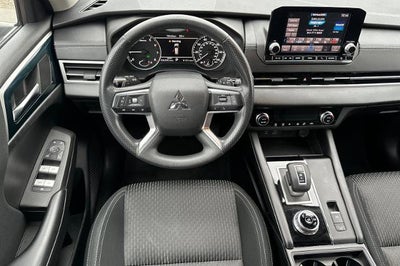 2022 Mitsubishi Outlander ES 2.5 2WD