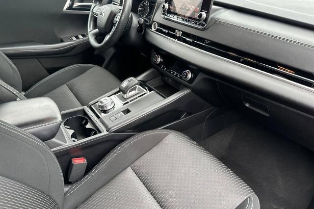 2022 Mitsubishi Outlander ES 2.5 2WD