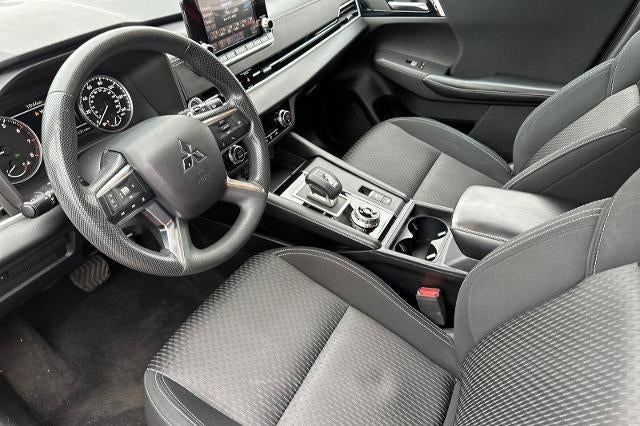 2022 Mitsubishi Outlander ES 2.5 2WD