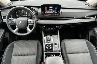 2022 Mitsubishi Outlander ES 2.5 2WD