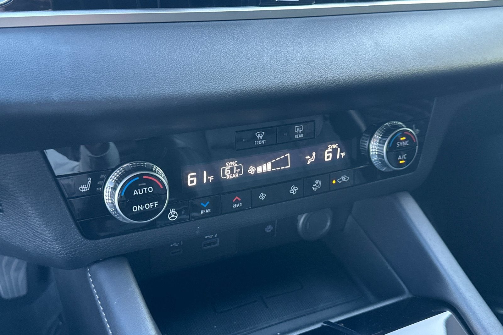 2023 Mitsubishi Outlander SEL Black Edition 2WD