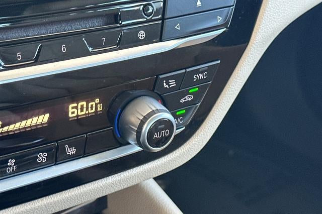 2017 BMW 530i 530i