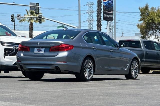 2017 BMW 530i 530i
