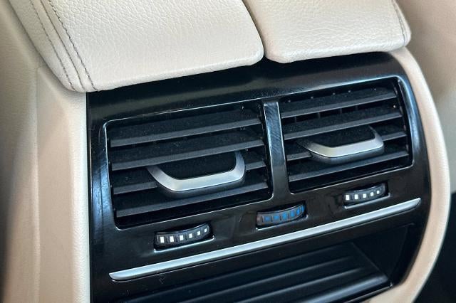 2017 BMW 530i 530i