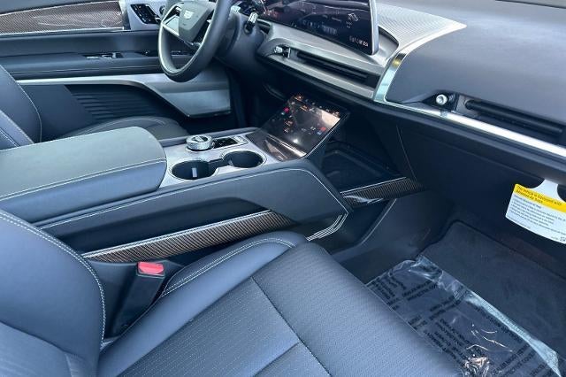 2026 Cadillac VISTIQ Luxury