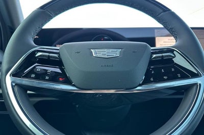 2026 Cadillac VISTIQ Luxury