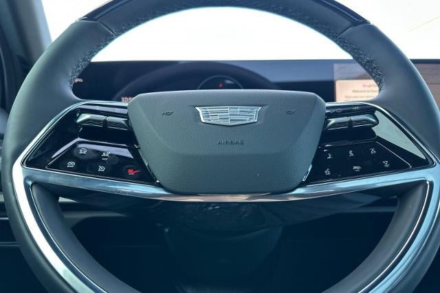 2026 Cadillac VISTIQ Luxury