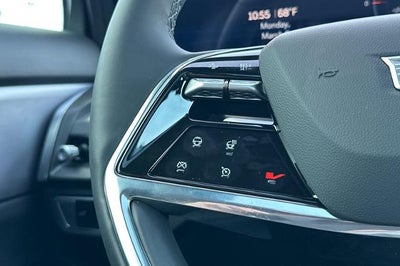 2026 Cadillac VISTIQ Luxury