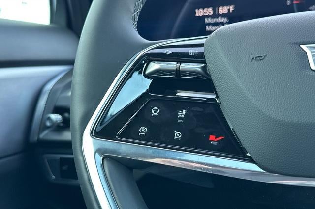 2026 Cadillac VISTIQ Luxury