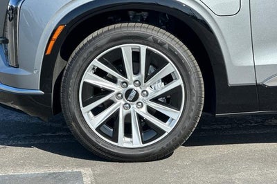 2026 Cadillac VISTIQ Luxury