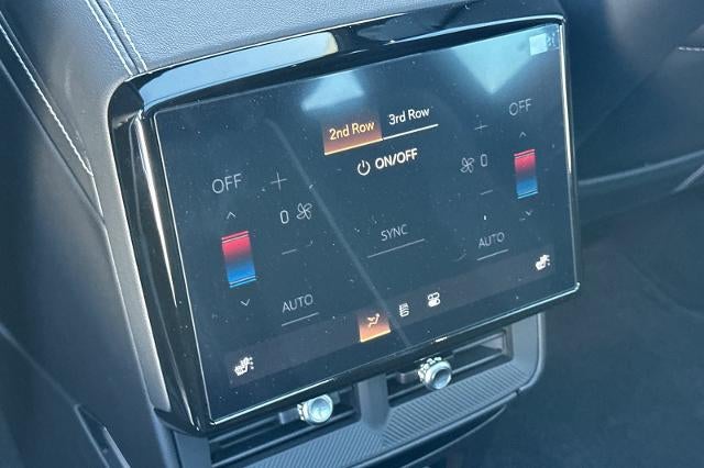 2027 Cadillac VISTIQ Luxury - Photo 12
