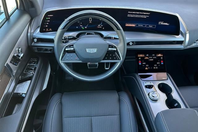 2027 Cadillac VISTIQ Luxury - Photo 14