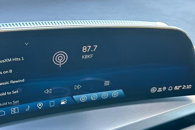 2027 Cadillac VISTIQ Luxury - Photo 21