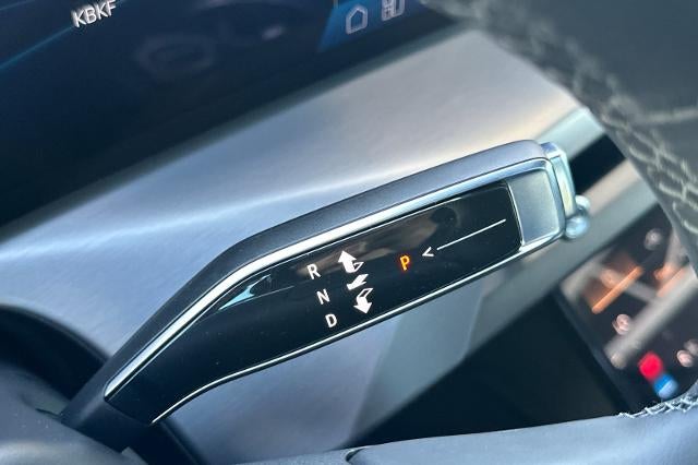 2027 Cadillac VISTIQ Luxury - Photo 24