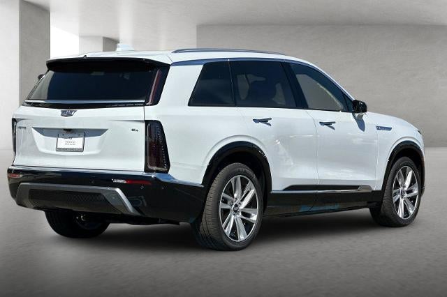 2027 Cadillac VISTIQ Luxury - Photo 3