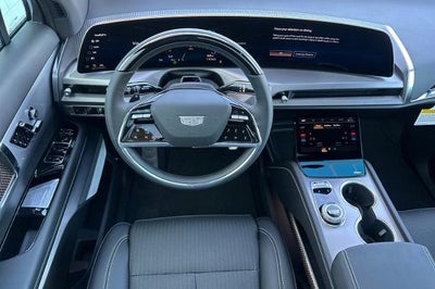 2026 Cadillac VISTIQ Luxury