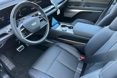 2026 Cadillac VISTIQ Luxury