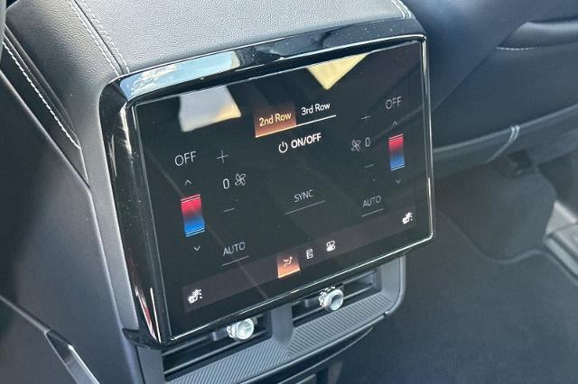2027 Cadillac VISTIQ Luxury