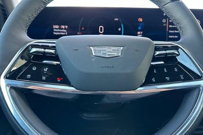 2027 Cadillac VISTIQ Luxury