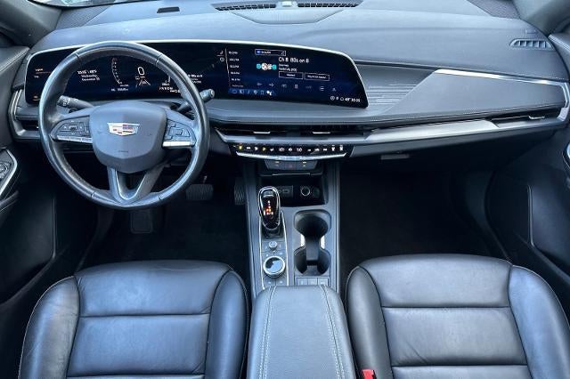 2024 Cadillac XT4 Premium Luxury