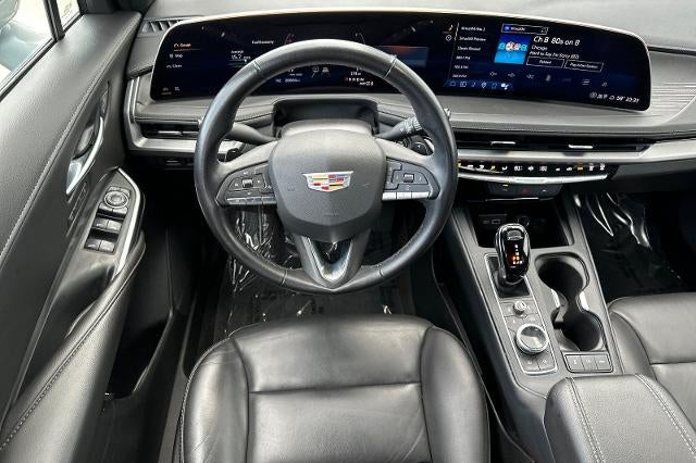 2025 Cadillac XT4 Premium Luxury