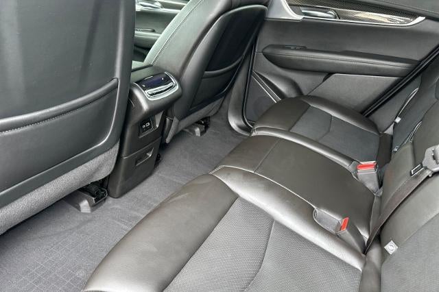 2023 Cadillac XT6 Sport