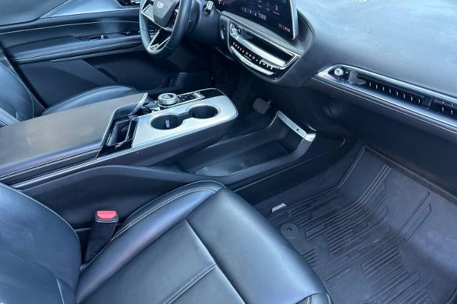 2024 Cadillac LYRIQ Tech