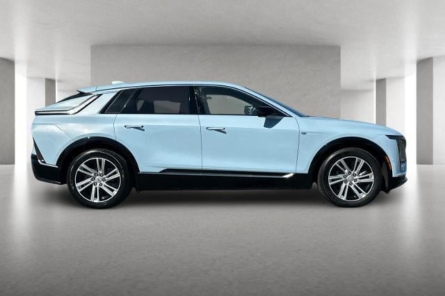 2024 Cadillac LYRIQ Tech