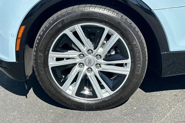 2024 Cadillac LYRIQ Tech