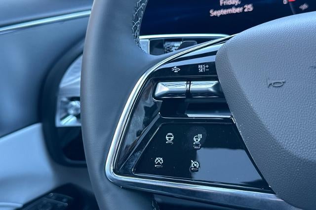 2027 Cadillac LYRIQ Luxury