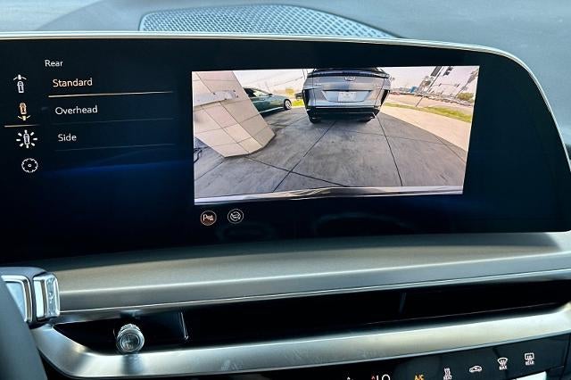 2025 Cadillac LYRIQ Luxury 1