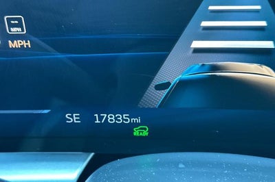 2024 Cadillac LYRIQ Luxury 1